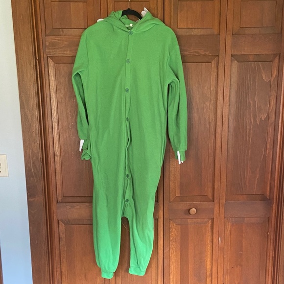 Monsters Inc Costume Disney Mike Wozokowski Green & White One Piece Costume/PJ’s - Picture 4 of 7